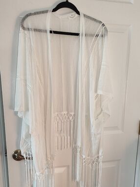 Lightweight White Fringe Kimono Wrap